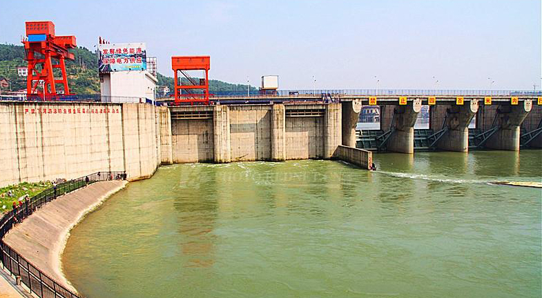 水電廠集水井自動控制中廣泛應(yīng)用到電容式液位計